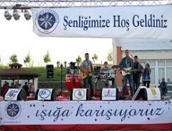 ARÜ'de 3. Bahar şenliği coşkusu